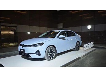 全新速騰S首發(fā)亮相 家族設(shè)計(jì)變化大，科技座艙+雙動力可選